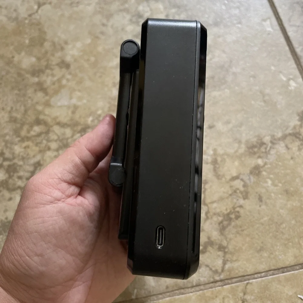 Jteman L9 Black Wireless Cell Phone Stand With Bluetooth Speaker - Picture 7 of 9